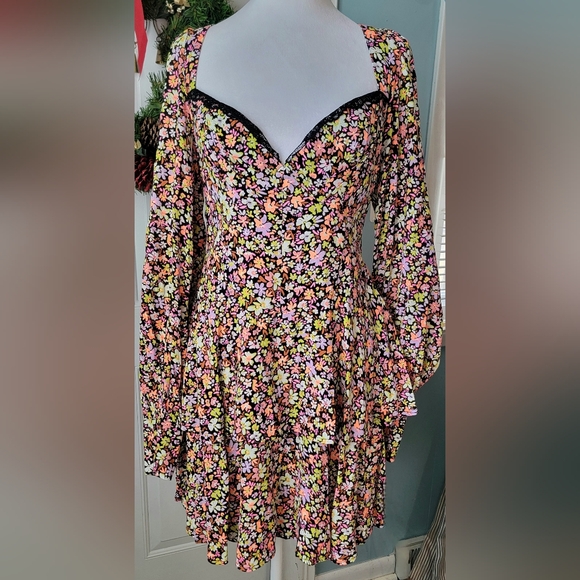 AFRM Dresses & Skirts - AFRM Modesto Sweetheart Long Sleeve Mini Dress Womens M Black Multi Neon Floral